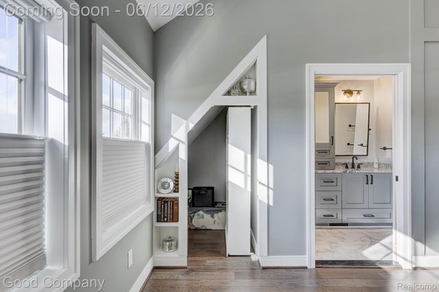 3105 Culbertson Avenue, Rochester Hills, MI 48307