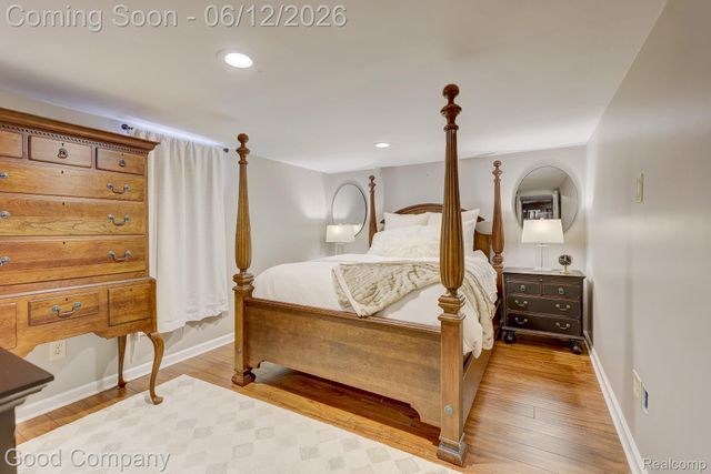 3105 Culbertson Avenue, Rochester Hills, MI 48307