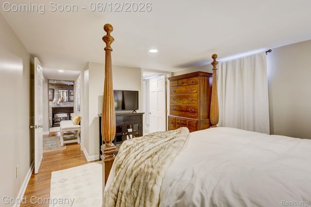 3105 Culbertson Avenue, Rochester Hills, MI 48307