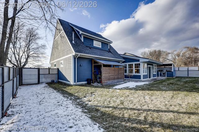 3105 Culbertson Avenue, Rochester Hills, MI 48307