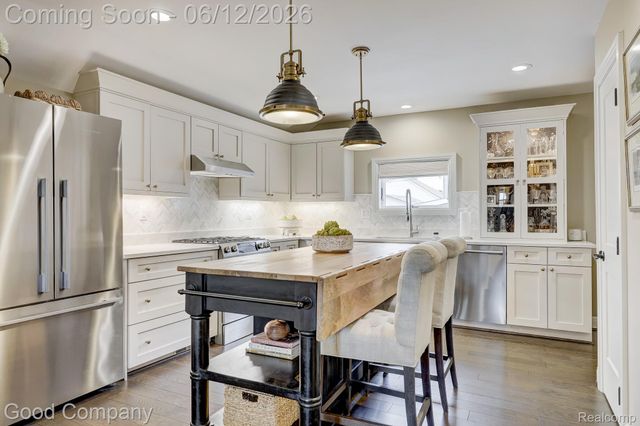 3105 Culbertson Avenue, Rochester Hills, MI 48307