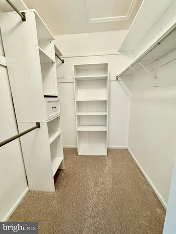 25 SEQUOIA DR, Newtown, PA 18940