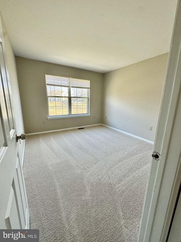 25 SEQUOIA DR, Newtown, PA 18940