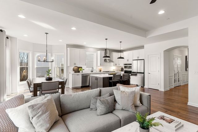 29 Germain Way 03, Norton, MA 02766