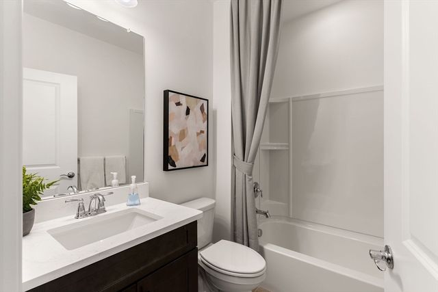 29 Germain Way 03, Norton, MA 02766