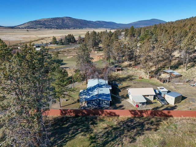 19223 N Poe Valley Road, Klamath Falls, OR 97603