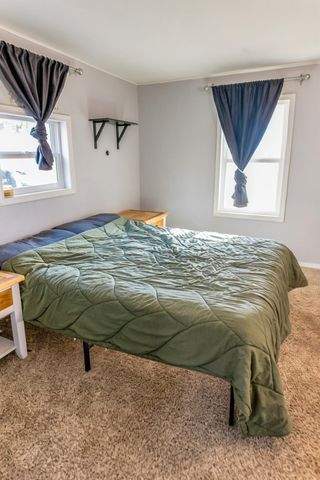 19223 N Poe Valley Road, Klamath Falls, OR 97603