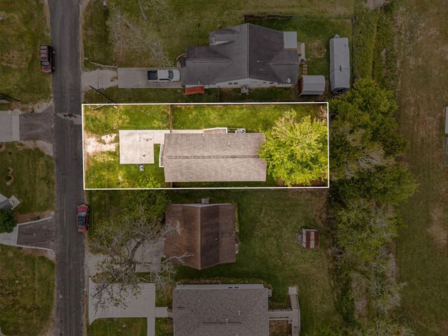 805 E Mulberry Avenue, Wharton, TX 77488