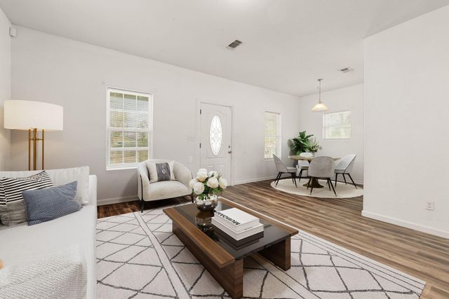 805 E Mulberry Avenue, Wharton, TX 77488