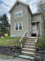 33 River Street, Fair Haven, VT 05743