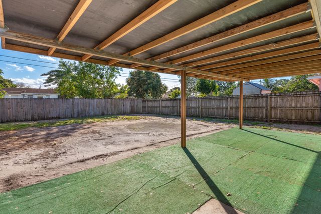 220 Perry Avenue B, Greenacres, FL 33463