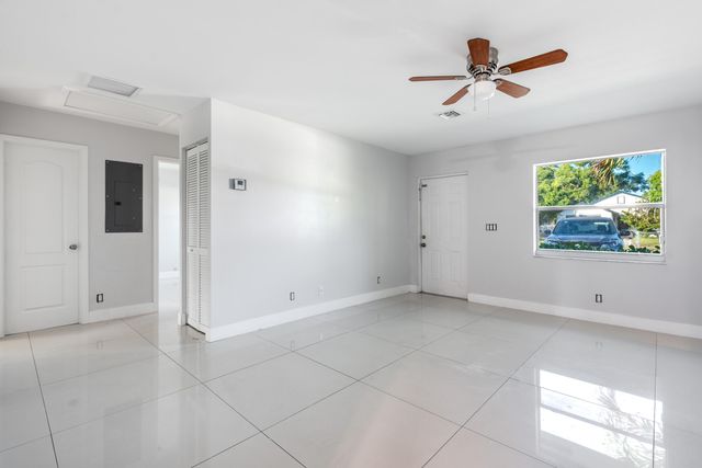 220 Perry Avenue B, Greenacres, FL 33463