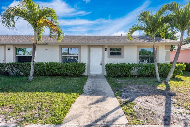 220 Perry Avenue B, Greenacres, FL 33463