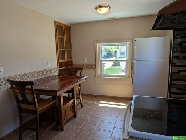 308 E Mission Avenue, Bellevue, NE 68005