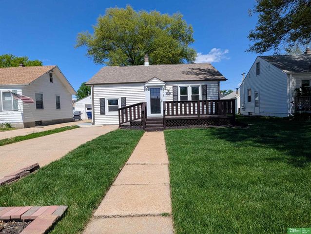 308 E Mission Avenue, Bellevue, NE 68005