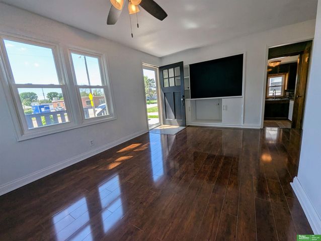 308 E Mission Avenue, Bellevue, NE 68005