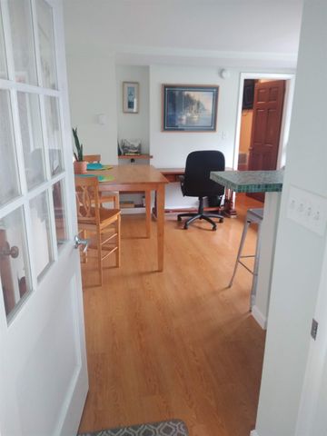 56 Wright Avenue, Burlington, VT 05401