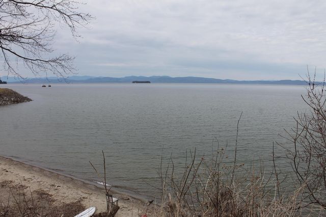 56 Wright Avenue, Burlington, VT 05401
