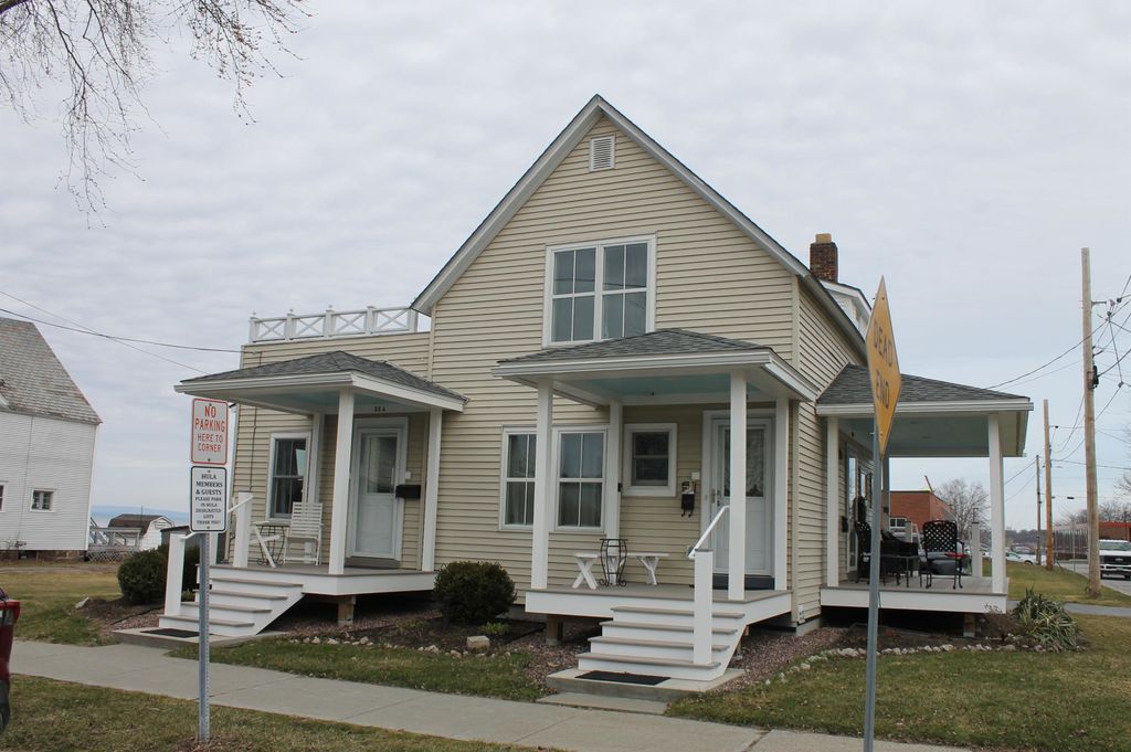 56 Wright Avenue, Burlington, VT 05401