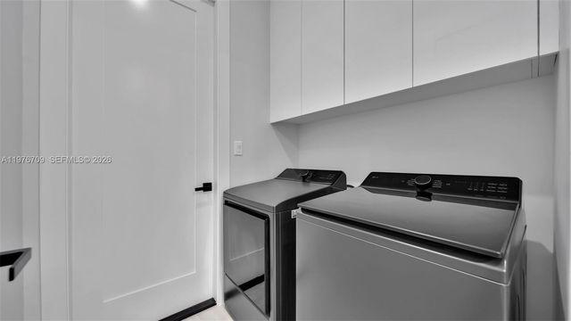 910 NW 36, Cape Coral, FL 33993