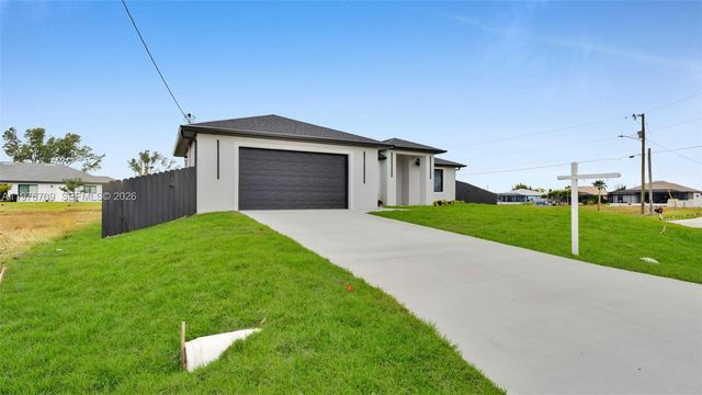 910 NW 36, Cape Coral, FL 33993