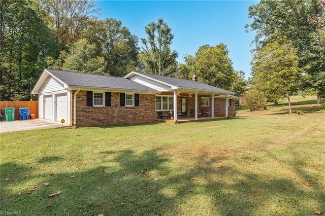 702 Cedar Lane, Reidsville, NC 27320