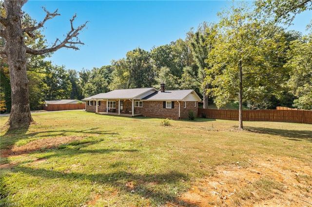 702 Cedar Lane, Reidsville, NC 27320
