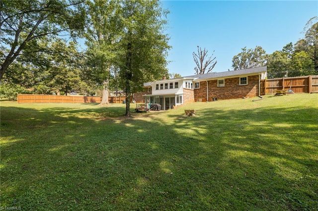 702 Cedar Lane, Reidsville, NC 27320