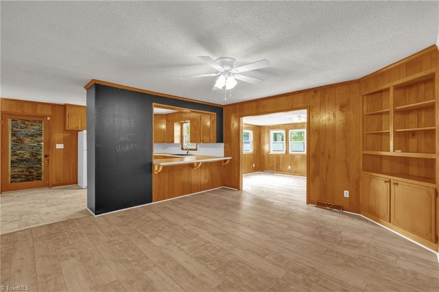 702 Cedar Lane, Reidsville, NC 27320