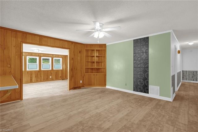 702 Cedar Lane, Reidsville, NC 27320