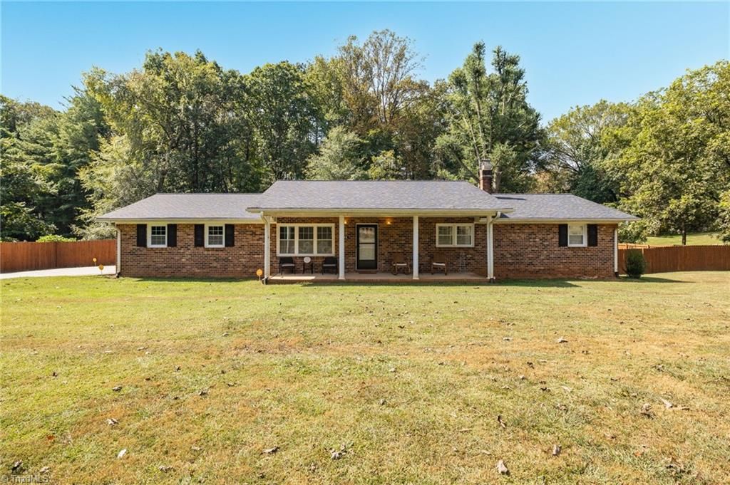 702 Cedar Lane, Reidsville, NC 27320