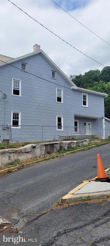 351 S 2ND ST, Steelton, PA 17113