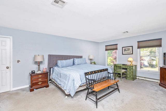 41 Astor Avenue, Saint James, NY 11780