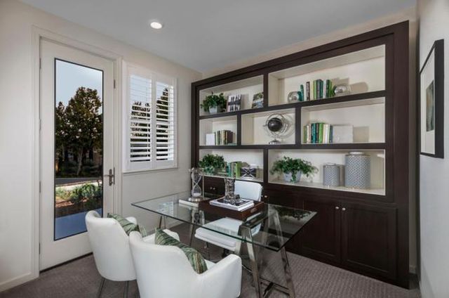133 Llano De Los Robles 3, San Jose, CA 95136
