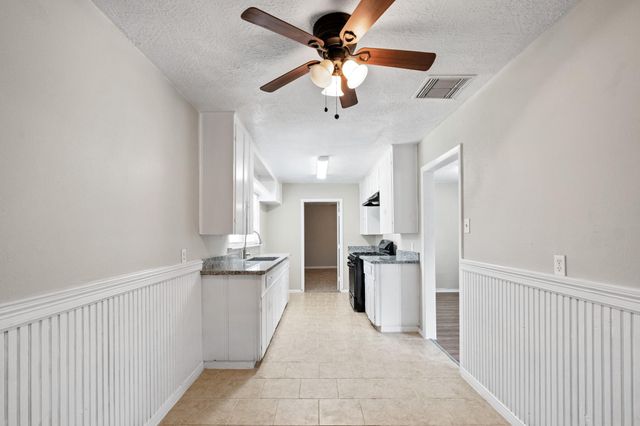 3206 Washington Street, Pasadena, TX 77503