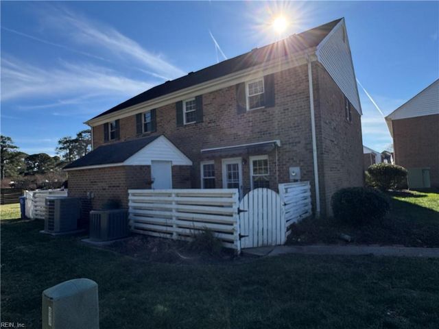 3183 Reese DR, Portsmouth, VA 23703