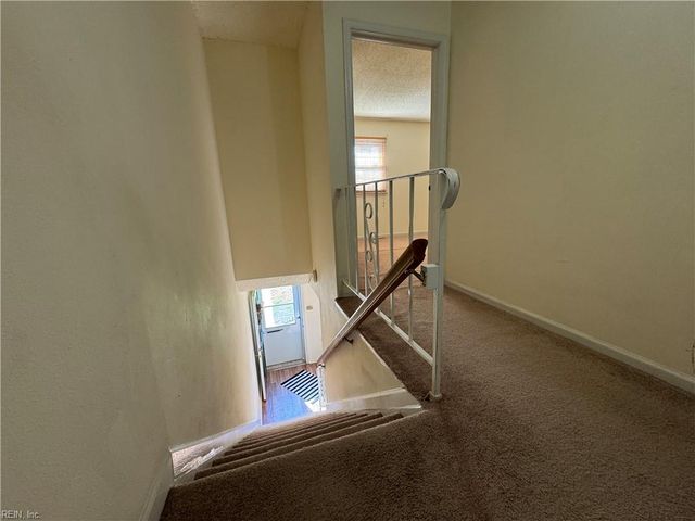 3183 Reese DR, Portsmouth, VA 23703