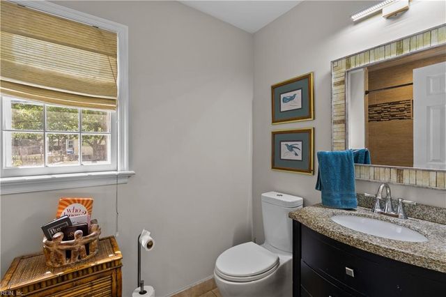 1528 Narbonne CT, Virginia Beach, VA 23456