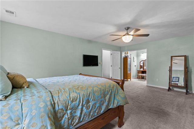 1528 Narbonne CT, Virginia Beach, VA 23456