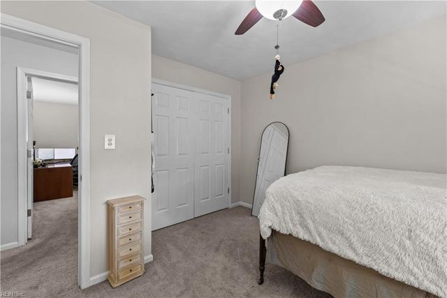 1528 Narbonne CT, Virginia Beach, VA 23456