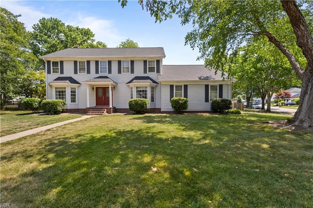 1528 Narbonne CT, Virginia Beach, VA 23456