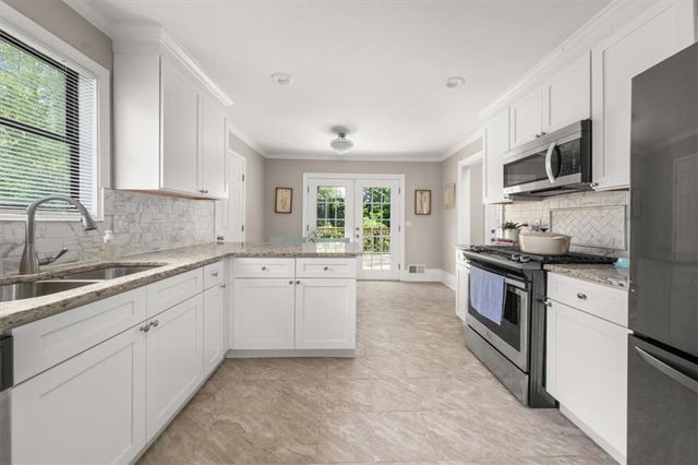 3962 Fairington Drive, Marietta, GA 30066