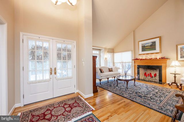 5 WOODFORD LN, Malvern, PA 19355