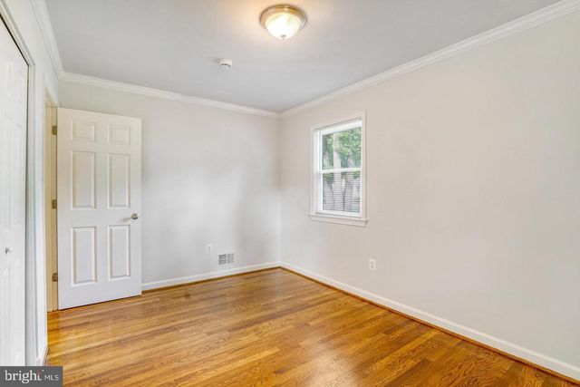 9821 HAMPTON LN, Fairfax, VA 22030