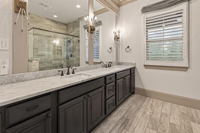 722 Imperial Boulevard, Sugar Land, TX 77498