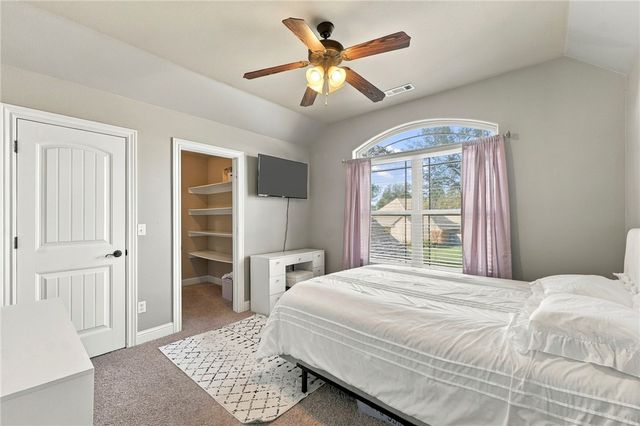 2215 S 18th Place, Rogers, AR 72758