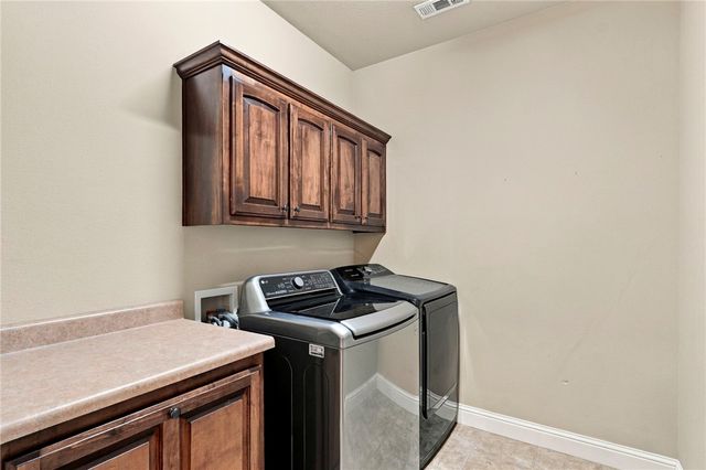 2215 S 18th Place, Rogers, AR 72758