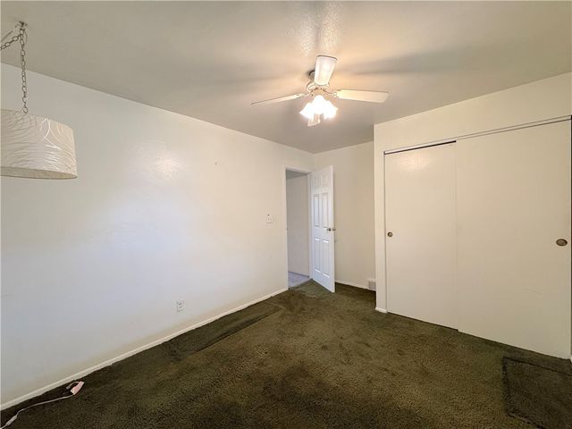 111 Mt Pleasant Blvd, Manor, PA 15642