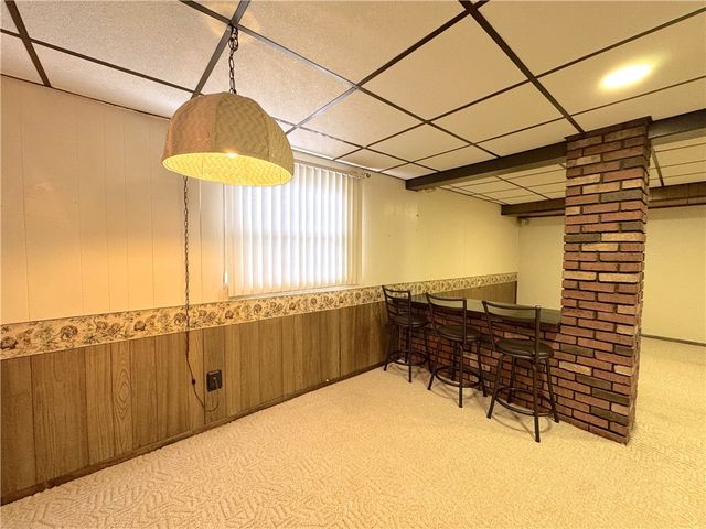 111 Mt Pleasant Blvd, Manor, PA 15642