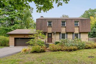 22 Barbara Terrace, Colchester (colchester), VT 05446